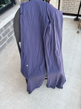 Lululemon size 6long athletica Women’s Purple Jogger Pants